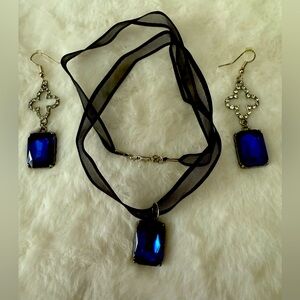 Vintage Blue Volcanic Glass Chocker Pendant Necklace And Earrings